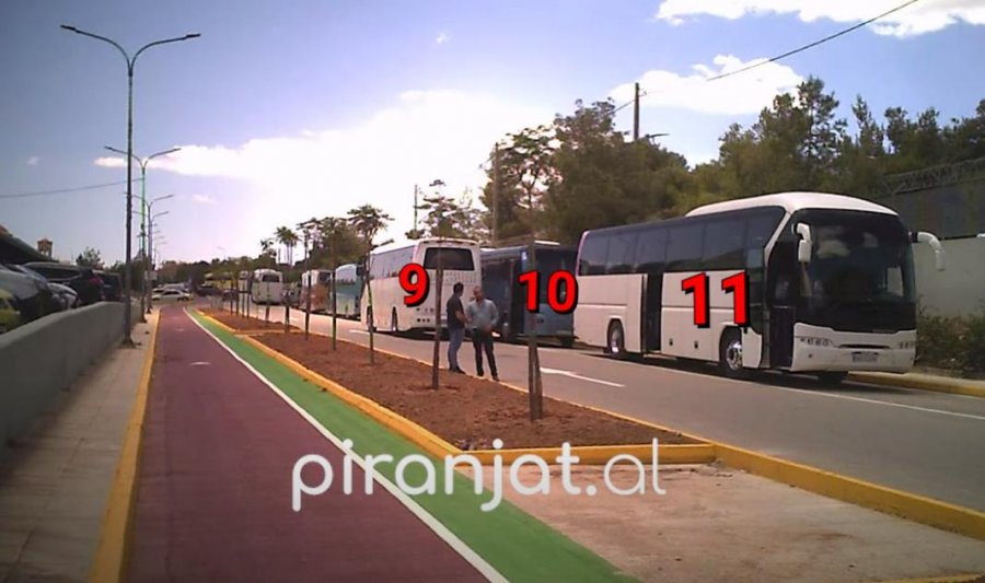 Tjetër video demaskuese  Piranjat nxjerrin pamjet e autobusëve që çuan administratën në Athinë