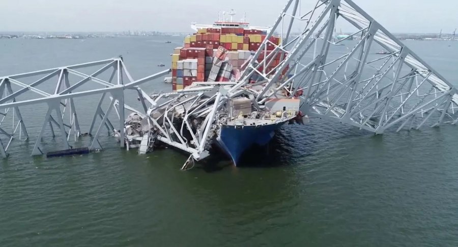 Anija e mallrave u përplas me urën e Baltimorës dhe e shembi të gjithën, zbulohet shkaku që çoi në incidentin e rëndë