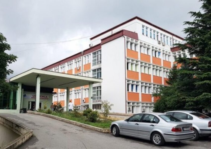Peja e nis ditën me krisma, plagoset afaristi i njohur pejan