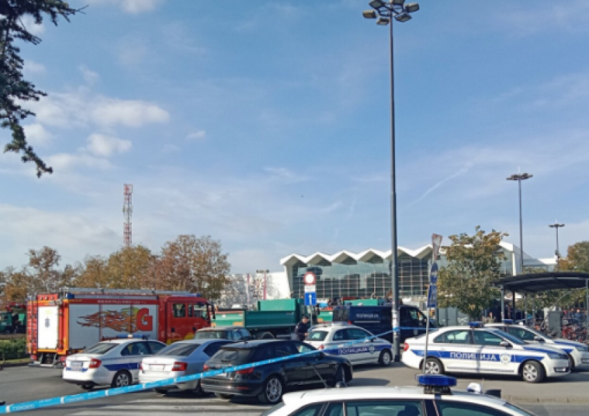Tetë të vdekur pas shembjes së strehës së stacionit hekurudhor në Novi Sad