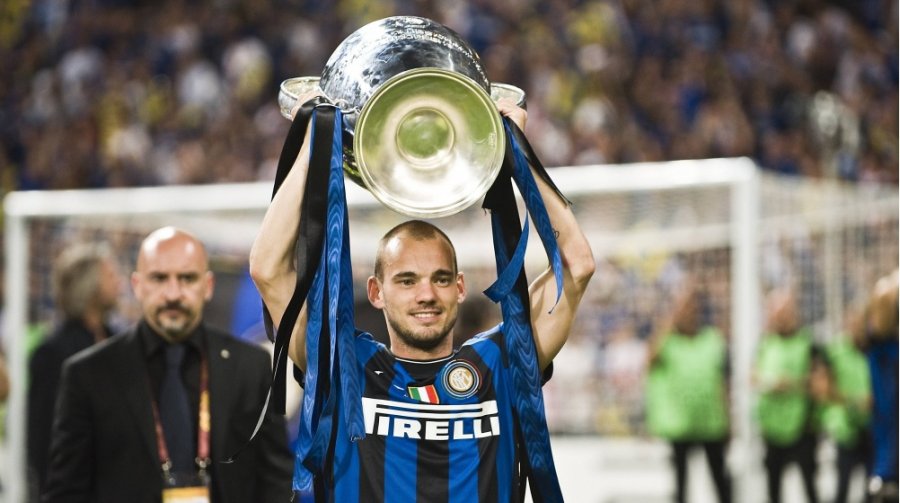 Wesley Sneijder: Edhe mua ma ‘grabitën’ ‘Topin e Artë’ në vitin 2010