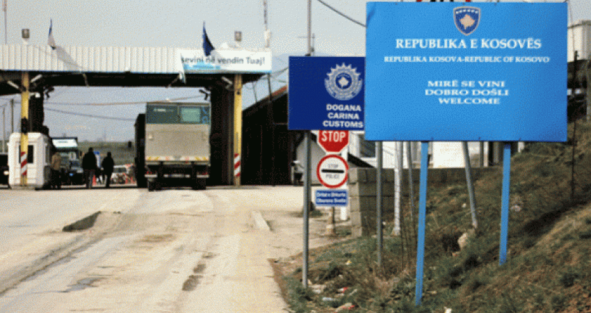 Arrestohet një person te “Dheu i Bardhë”, dyshohet se iu ofroi 20 euro ryshfet policëve
