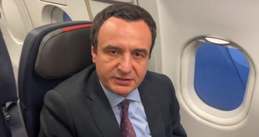 Kurti udhëton për në Vjenë, do të merr pjesë në Forumin Ekonomik të Vjenës