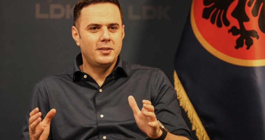 “Ndryshimi po vjen”, Abdixhiku ia rikujton Kurtit premtimin për Aeroportin e Gjakovës
