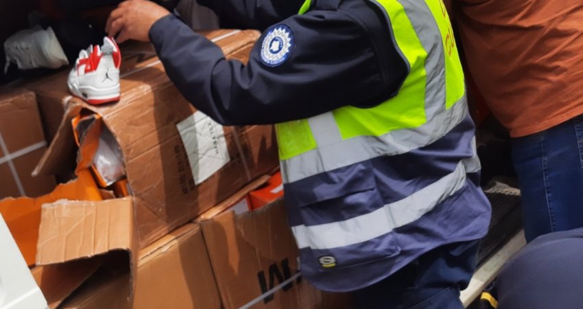 Rekord të hyrash nga Dogana e Kosovës   