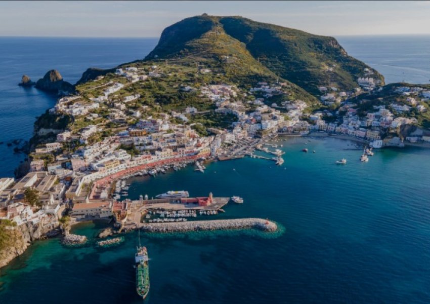 Destinacionet më të njohura evropiane të pushimeve në 2024, dhe çfarë mund të zgjidhni në vend të tyre?