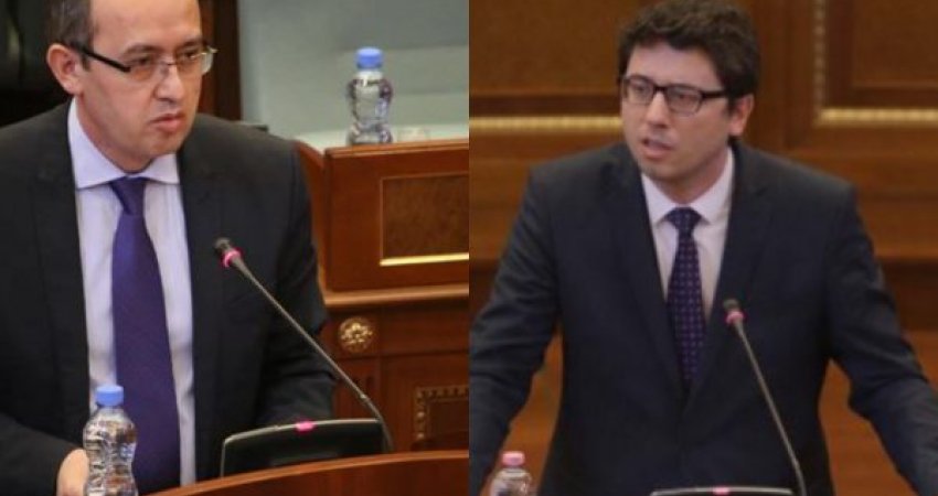 “Me sa fytyrë del në foltore edhe i thu njeriut..”, përplasje e ashpër mes Hotit e Muratit