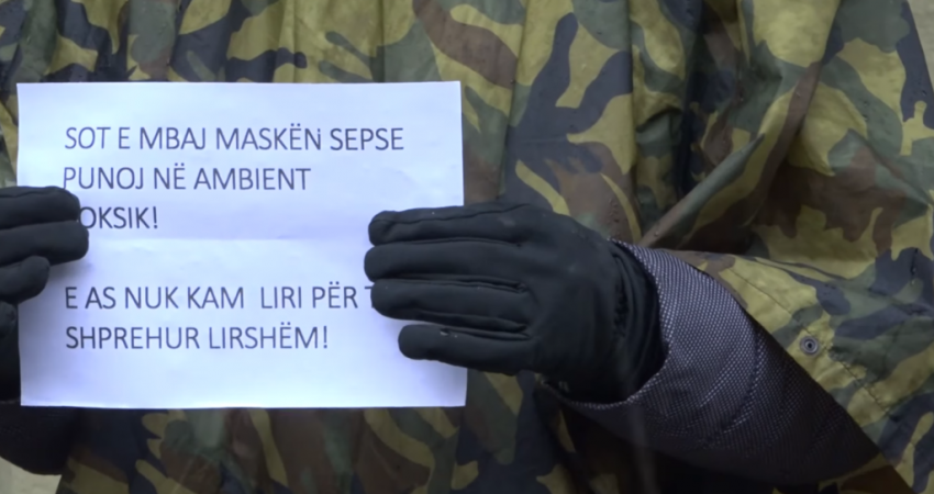 “Punoj në ambient toksik”, Sindikata e MKRS-së proteston në heshtje