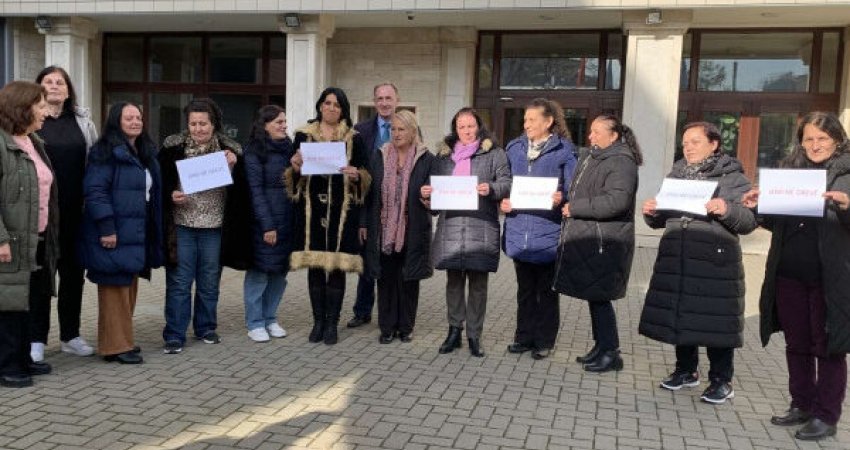 Punëtoret teknike të Kuvendit kërkojnë qasje në vendin e punës