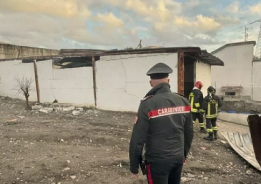 Itali/ Shpërthen fabrika e fishekzjarreve, humbin jetën në ditën e parë të punës 2 motra dhe një 18-vjeçar shqiptar