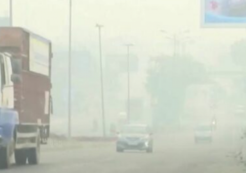  Ndotja e ajrit në kryeqytetin e Indisë New Delhi në nivele jashtëzakonisht të rënda