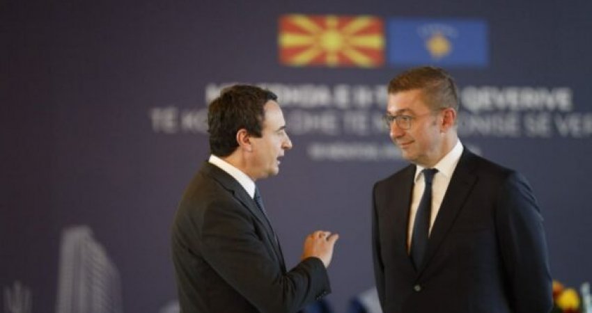 Veteranët e UÇK-së në Maqedoni të Veriut i reagojnë Kurtit: Terhiqe deklaratën për gjuhën, kërko falje!