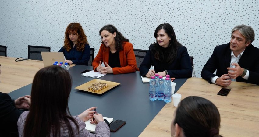 Rizvanolli: Qytetarët që kanë pranuar fatura të larta, të kërkojnë sqarime nga Ngrohtorja e Gjakovës