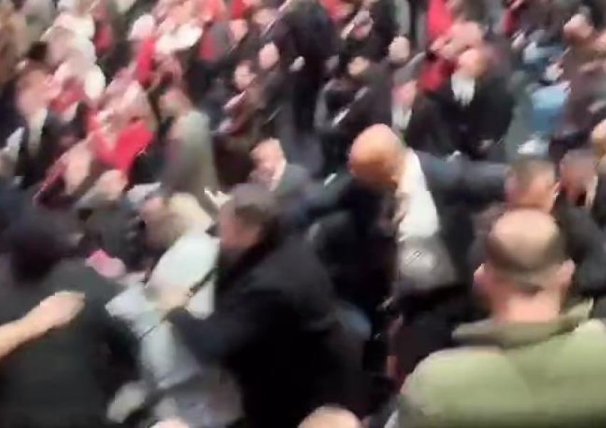 VIDEO/ Dhuna ndaj protestuesve – Berisha: Heronj të pamposhtur para narkobanditëve të Edi Ramës
