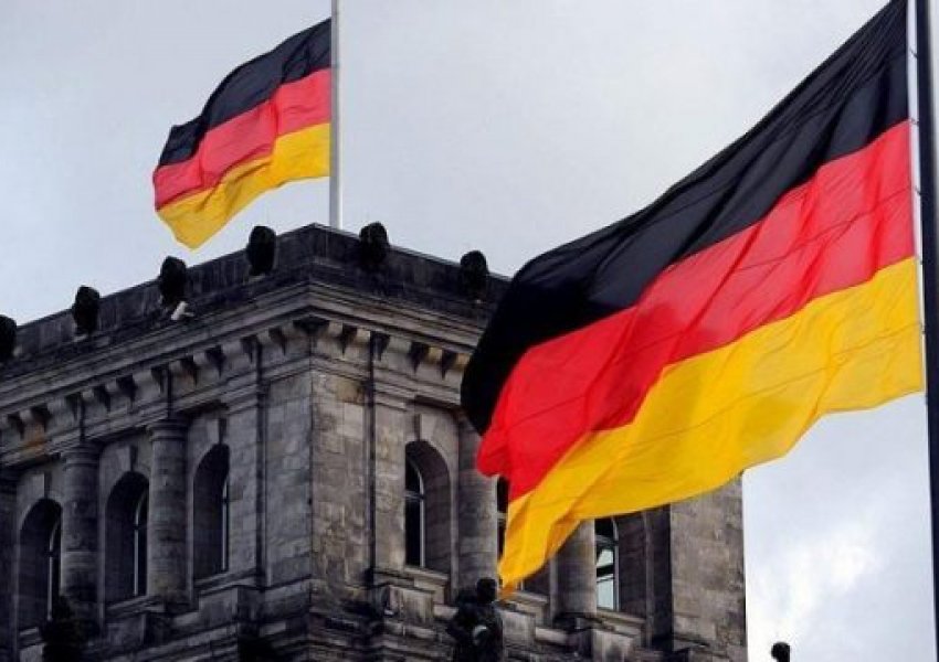 Deputeti gjerman: Serbia nuk luan dot me Kosovën, bisedime të reja pas zgjedhjeve
