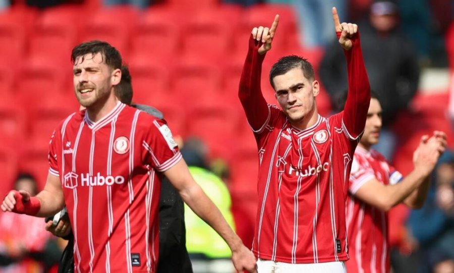 Dygolësh dhe asist, Anis Mehmeti shkëlqen në fitoren e Bristol City-t