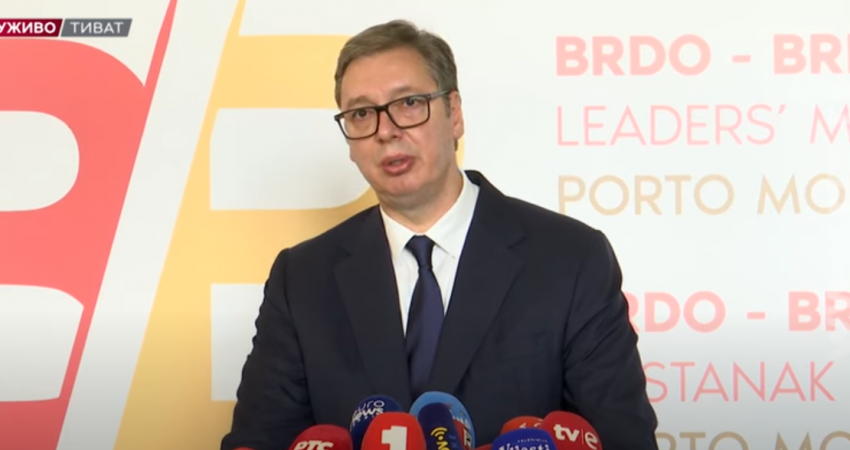 “Nuk ka Republikë të Kosovës”, momenti kur Vuçiq nervozohet me gazetarin malazez që iu referua Kosovës si Republikë