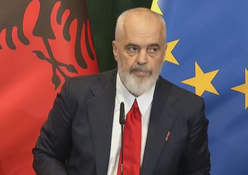 Rama: Erdogan na dhuroi dronë kamikazë, Shqipëria është e e pagoditshme