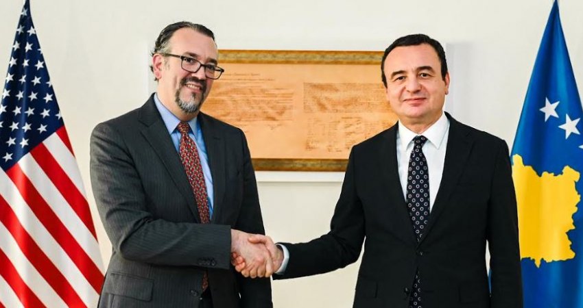 Kurti vlerëson lart marrëdhëniet e fuqishme të Kosovës me ShBA-të