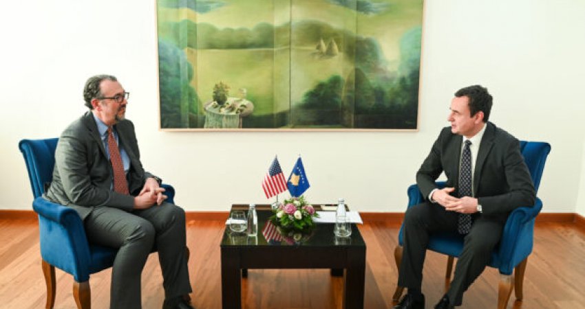 Kasanof: Veprimet e pakoordinuara të Qeverisë e kanë komplikuar mundësinë që të avokojmë për Kosovën efektivisht