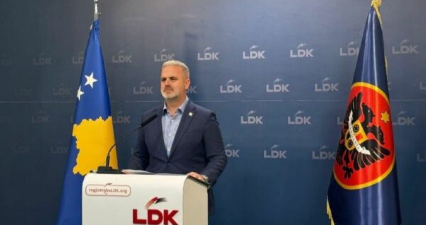 Visar Azemi: Qeveria e Vetëvendosjes ka dështuar në premtimin për “Qeveri me duar të pastra”, korrupsioni po lulëzon