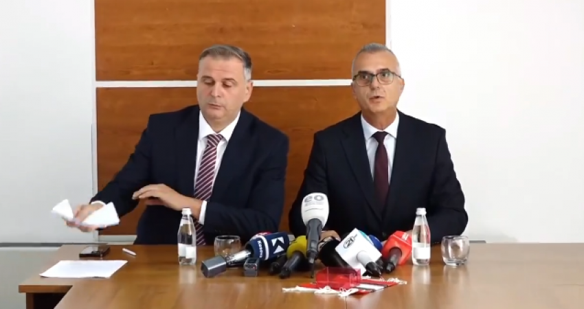 VV-ja s’merr pjesë në seancën për FSK-në; Dugolli i sigurt se “ushtria ka bukë”, akuzon opozitën për propagandë