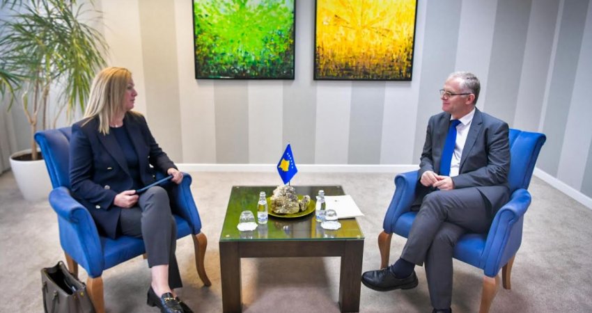 Bislimi takohet me Zhivkoviq, flasin rreth bashkëpunimit të qeverisë me UNDP-në