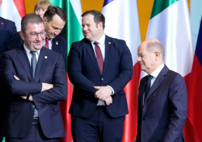 Krerët e shteteve të Ballkanit Perëndimor në Berlin për samitin që synon krijimin e lidhjeve më të ngushta me BE