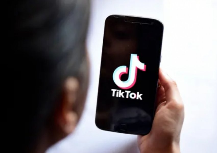 Sfida e rrezikshme nga “Tik Tok” vë në rrezik adoleshentët/ Zbulohen dhjetëra raste te të rinjtë shqiptarë