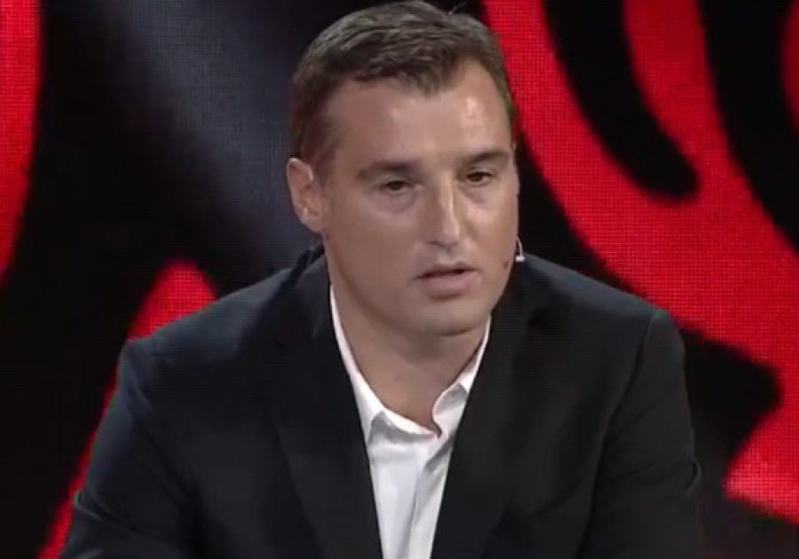 Tre ndryshimet në formacionin e Shqipërisë, Bogdani: Trajneri ka parë reagimin pas ndeshjes, pas gabimeve të Kumbullës…