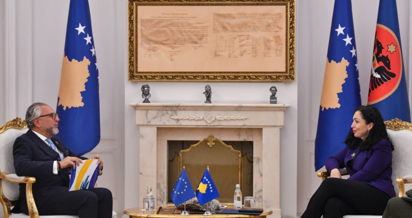 Osmani dhe shefi i EULEX-it flasin për veriun dhe vijën kufitare me Serbinë