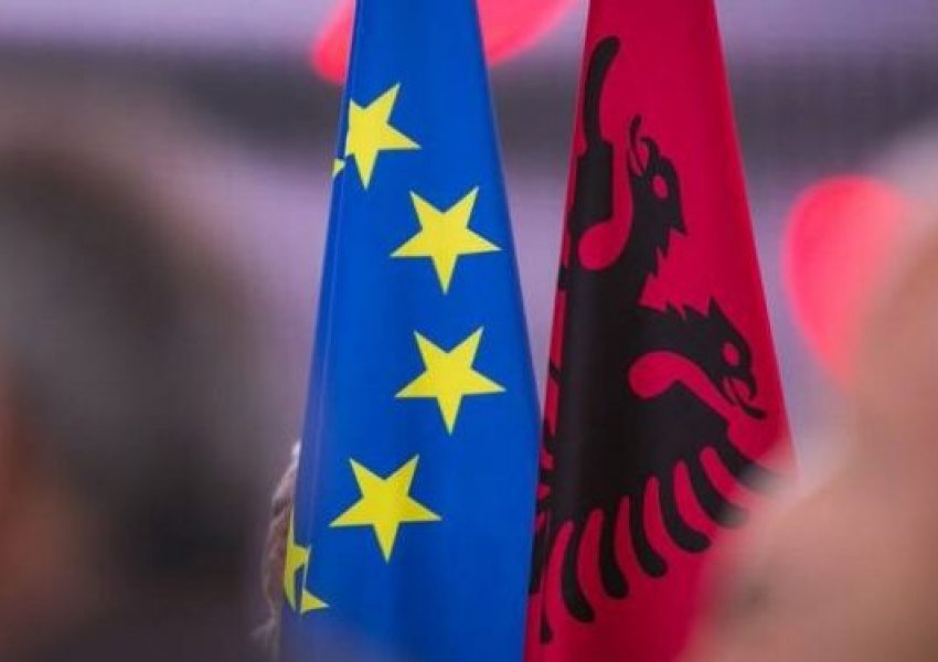 Axhenda/ Shqipëria hap negociatat me BE-në për grupkapitullin e parë, mbahet sot në Luksemburg Konferenca e Dytë Ndërqeveritare