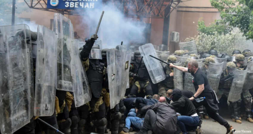 Dejanoviq dënohet me 8 muaj burgim dhe 10 mijë euro gjobë për sulm ndaj KFOR-it dhe Policisë së Kosovës