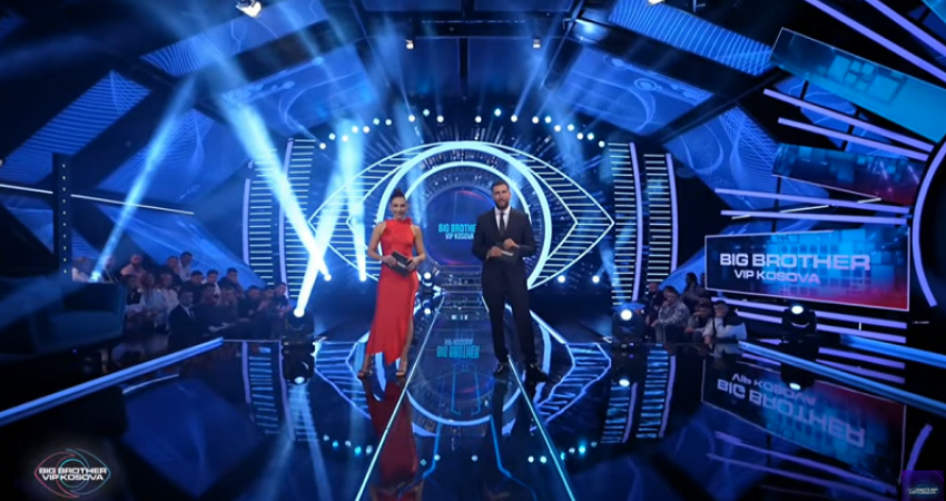 LIVE| Këta janë tre banorët e parë që hyjnë në shtëpinë më të famshme