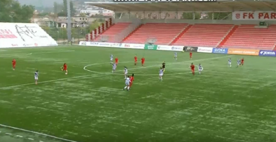 Futboll Femra/ Partizanit ‘luan tenis’ kundër Tiranës në derbi