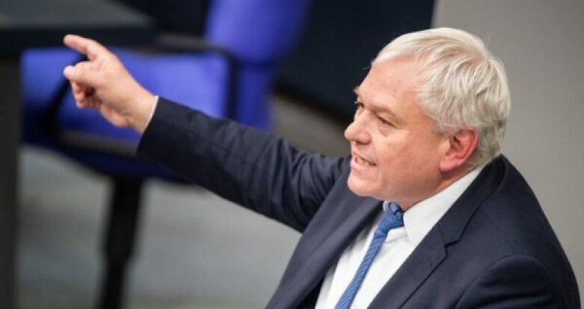 Deputeti gjerman: Nëse Serbia dëshiron BE, duhet ta njohë Kosovën