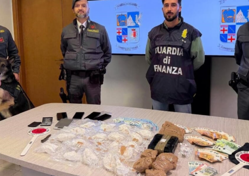 Ndjekje si nëpër filma/ Policia italiane arreston 3 shqiptarë, akuzohen për trafik droge! Tentuan t’i shpëtonin prangave…