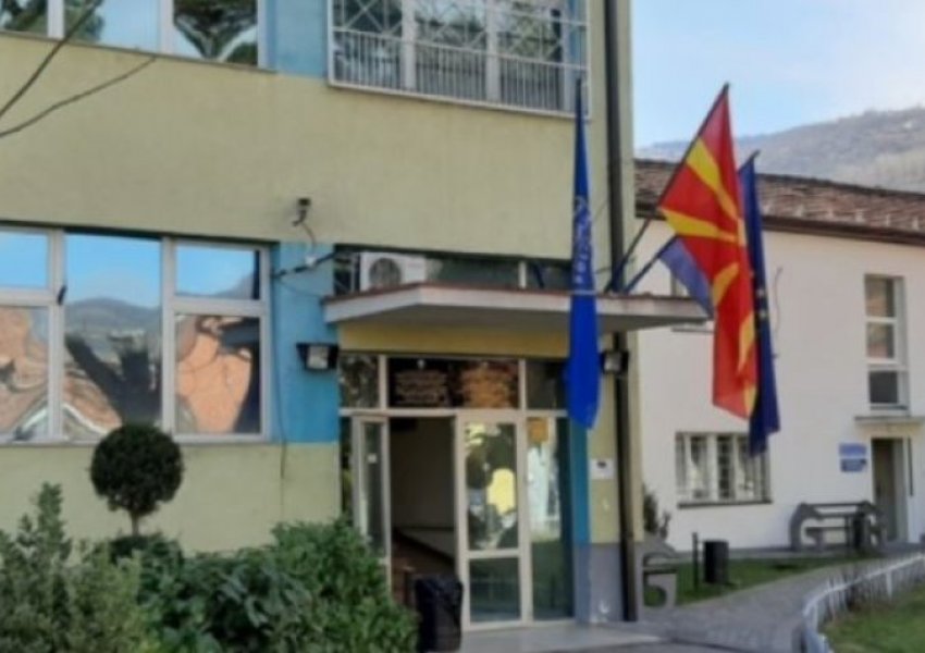 Ndalohen tre persona në Tetovë, kapen me lëndë narkotike