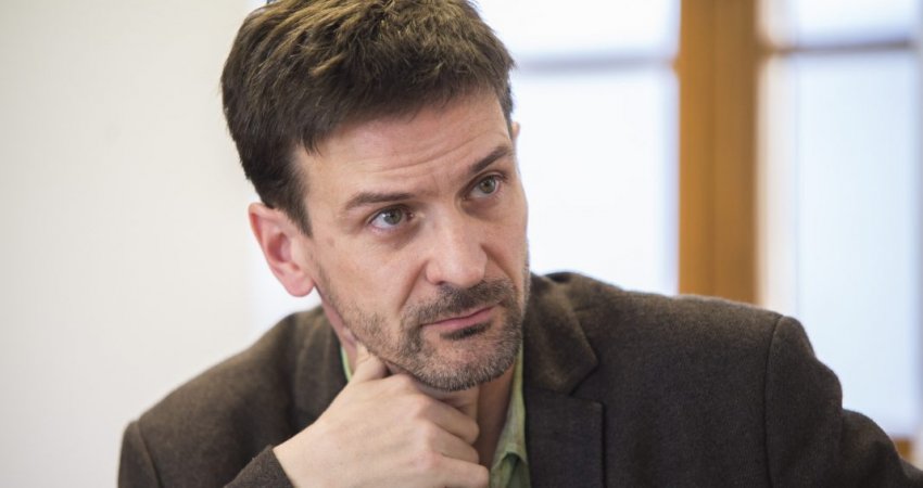 Nic: Jemi vetëm disa hapa nga përshkallëzimi serioz i situatës në veri, Gjermania të angazhohet më seriozisht