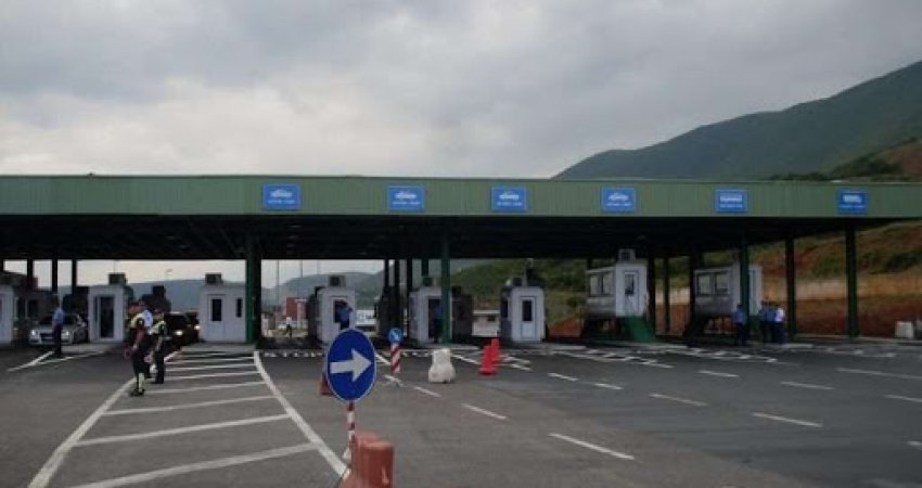 Fshehu kokainë dhe hashash në automjet, arrestohet një bullgar në hyrje të Morinës
