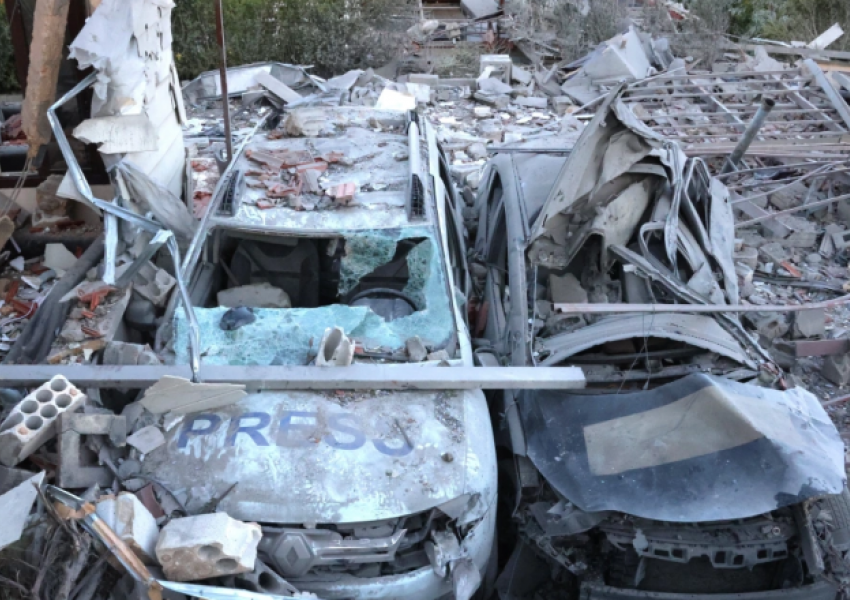 Kryeministri libanez: Sulmi izraelit që vrau 3 gazetarë ishte i qëllimshëm