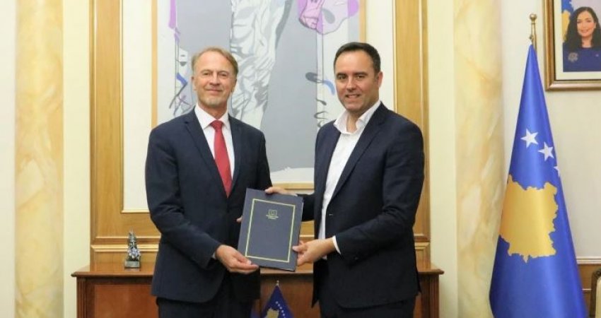 Konjufca pranoi Raportin e Progresit: Do të ketë rol orientues për punën e Kuvendit të Kosovës