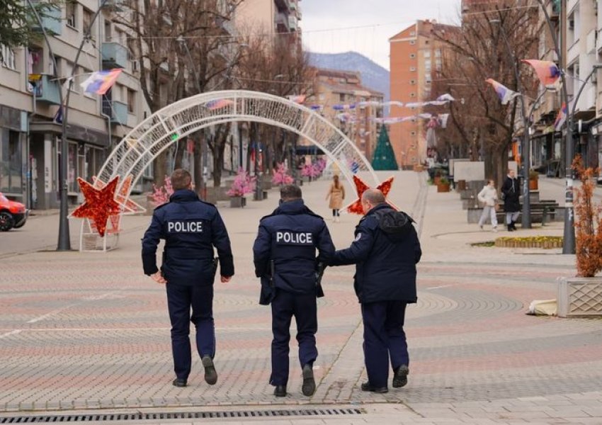 Rrahën një serb në veri, pezullohen dy policë të Kosovës