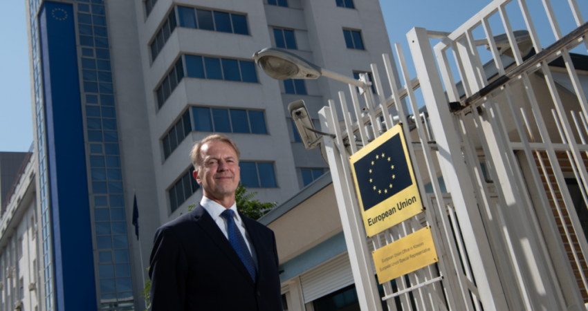 Shefi i ri i Zyrës së BE-së tregon çfarë synon të bëjë në Kosovë