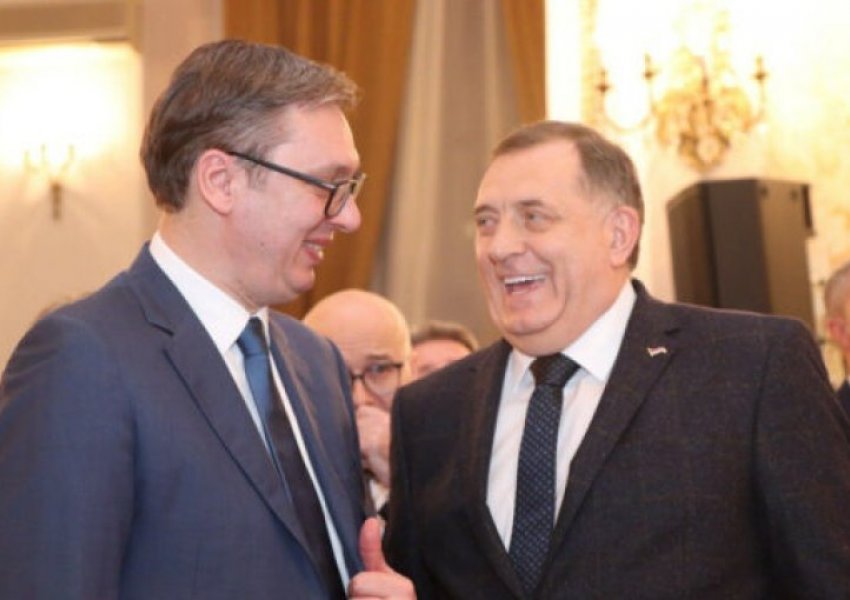 Në kohë tensionesh, Vuciq shkon në Bosnje e Hercegovinë