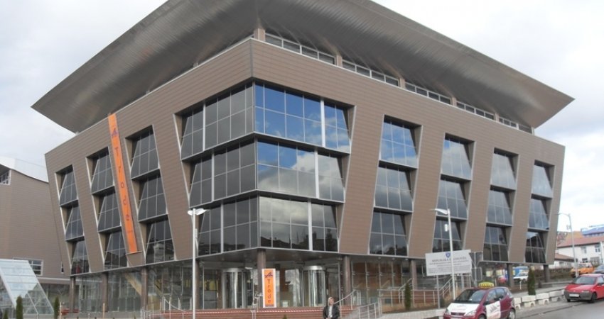 MASHT-i hap konkursin për 100 bursa për drejtimet deficitare dhe drejtimet teknike