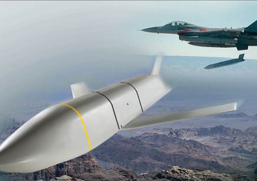 Çfarë janë raketat JASSM që SHBA do t’i japë Ukrainës, armët arrijnë të sulmojnë thellë në Rusi
