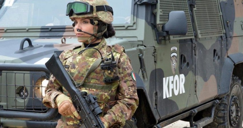 Paralajmërimi për bllokim të kufijve nga serbët, KFOR: Të shmangen veprime që mund të krijojnë tensione