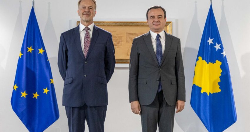 Shefi i ri i BE-së takohet me Kurtin: Përsërita mbështetjen e fortë për rrugën e Kosovës në BE