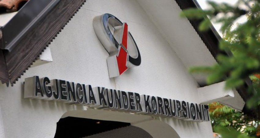 APK paralajmëron gjoba për zyrtarët publikë që nuk kanë deklaruar pasurinë